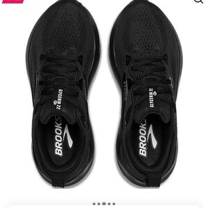 Brooks Women Black Running Shoes sz: 6.5